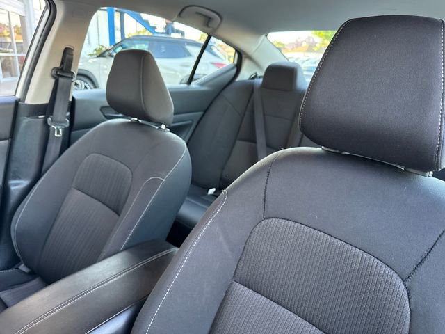Used 2025 Nissan Altima 2.5 SV FWD image 32