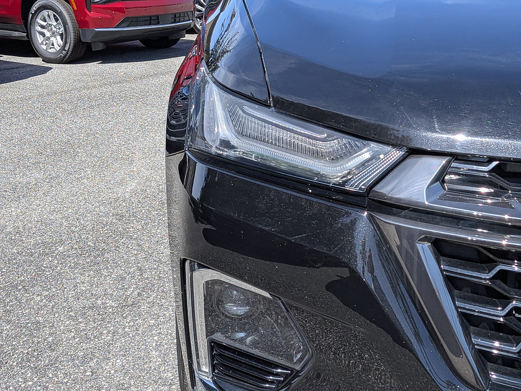 Used 2023 Chevrolet Traverse RS AWD/4WD image 38