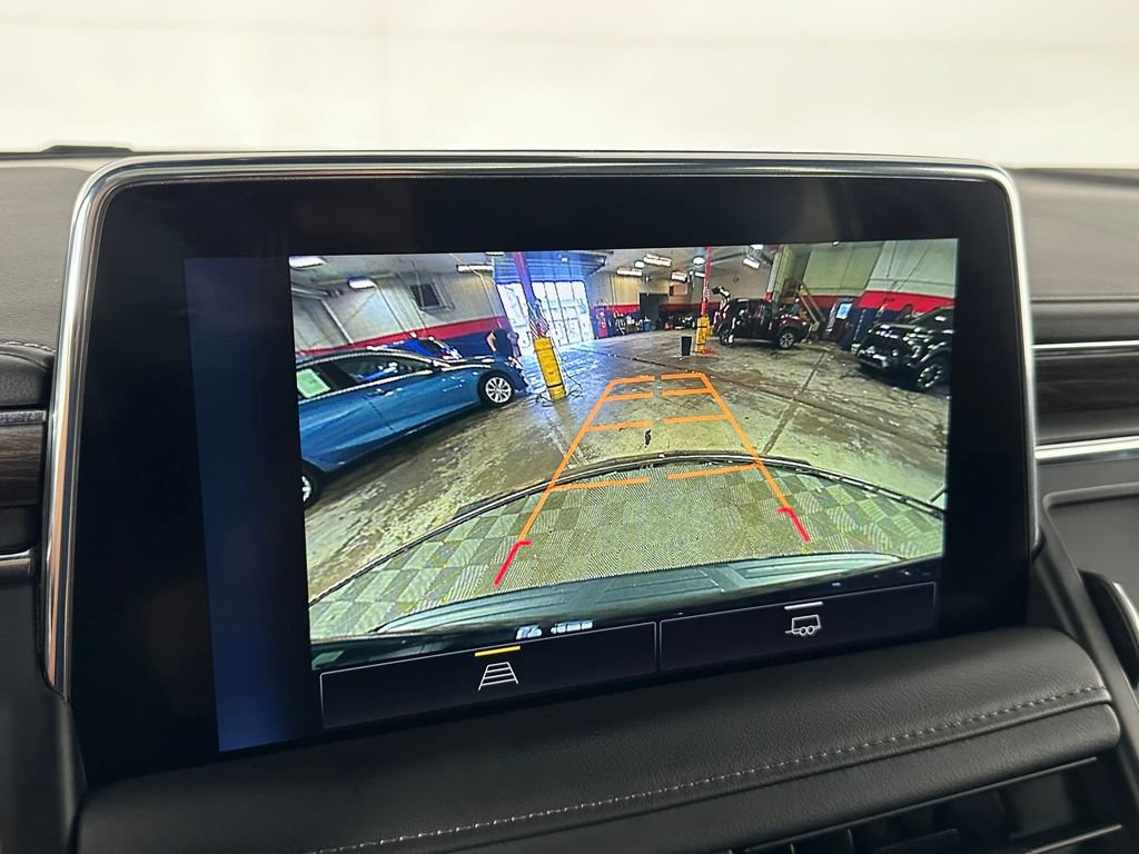 Used 2024 Chevrolet Suburban Z71 AWD/4WD image 19