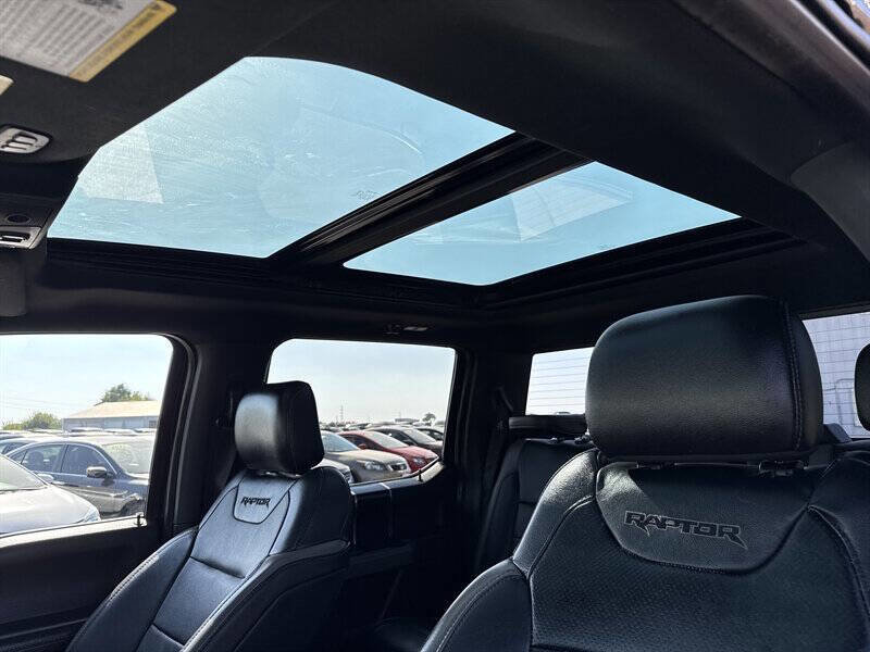 Used 2018 Ford F150 Raptor w/ Equipment Group 802A Luxury image 28