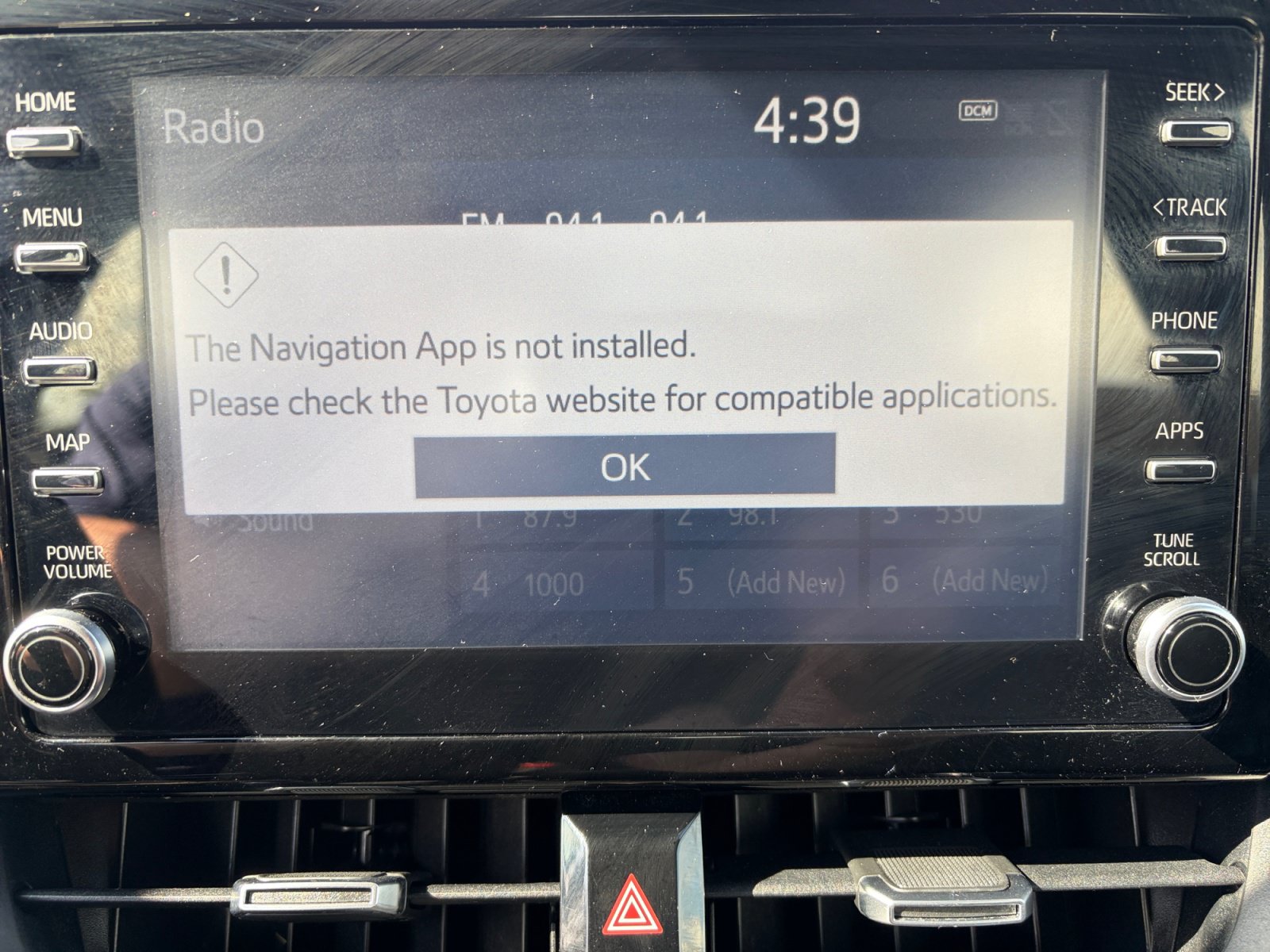 Used 2020 Toyota Corolla SE w/ Carpet Mat Package (TMS) FWD image 19