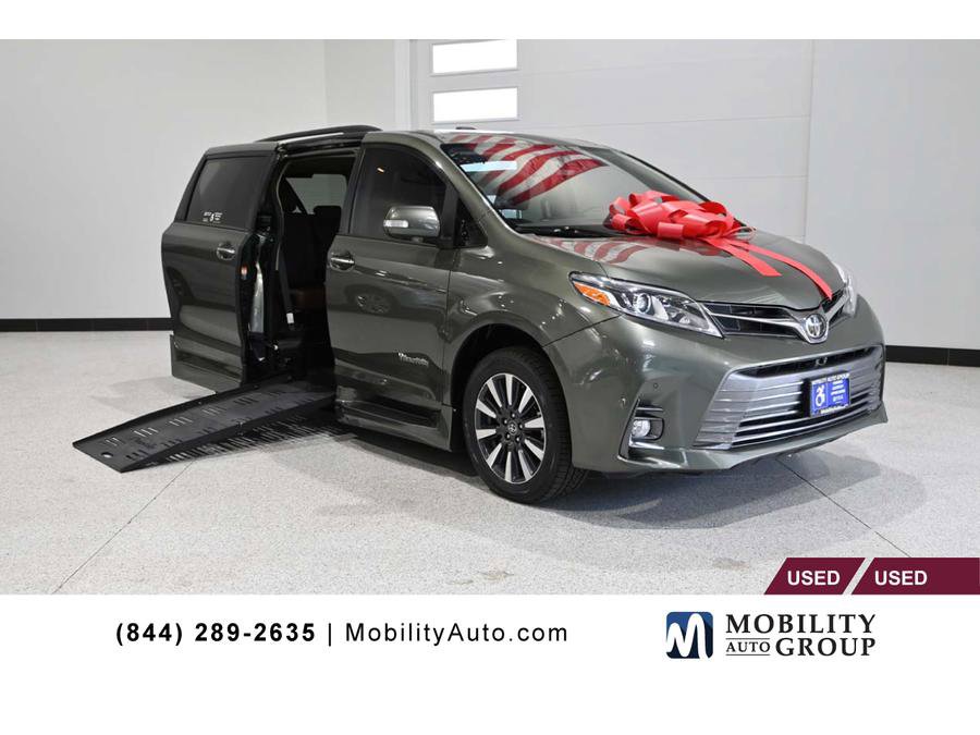 Used 2020 Toyota Sienna Limited Premium FWD image 1