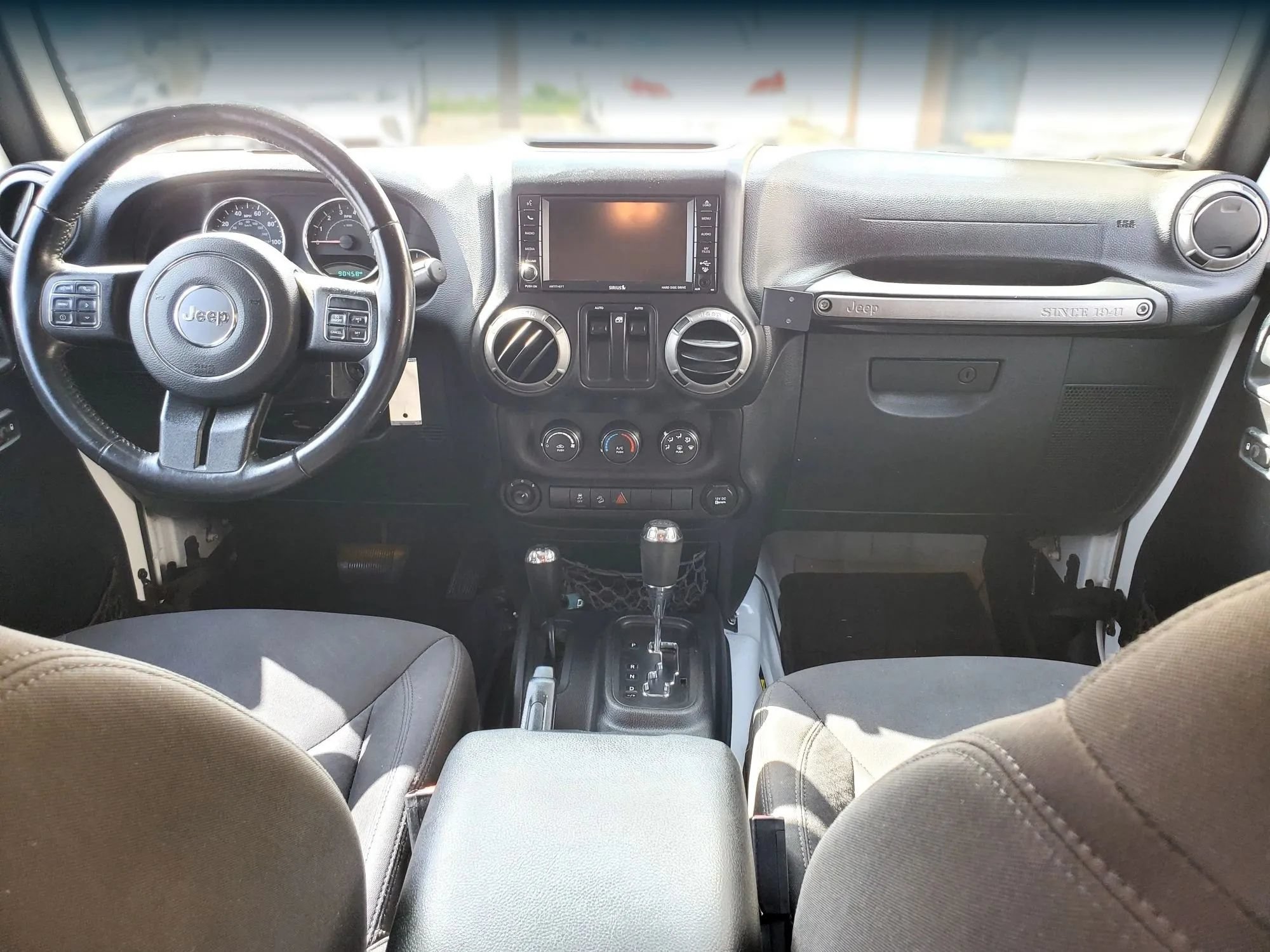 Used 2015 Jeep Wrangler Sport AWD/4WD image 28