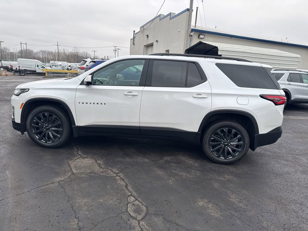 Used 2023 Chevrolet Traverse RS w/ LPO, Floor Liner Package image 6