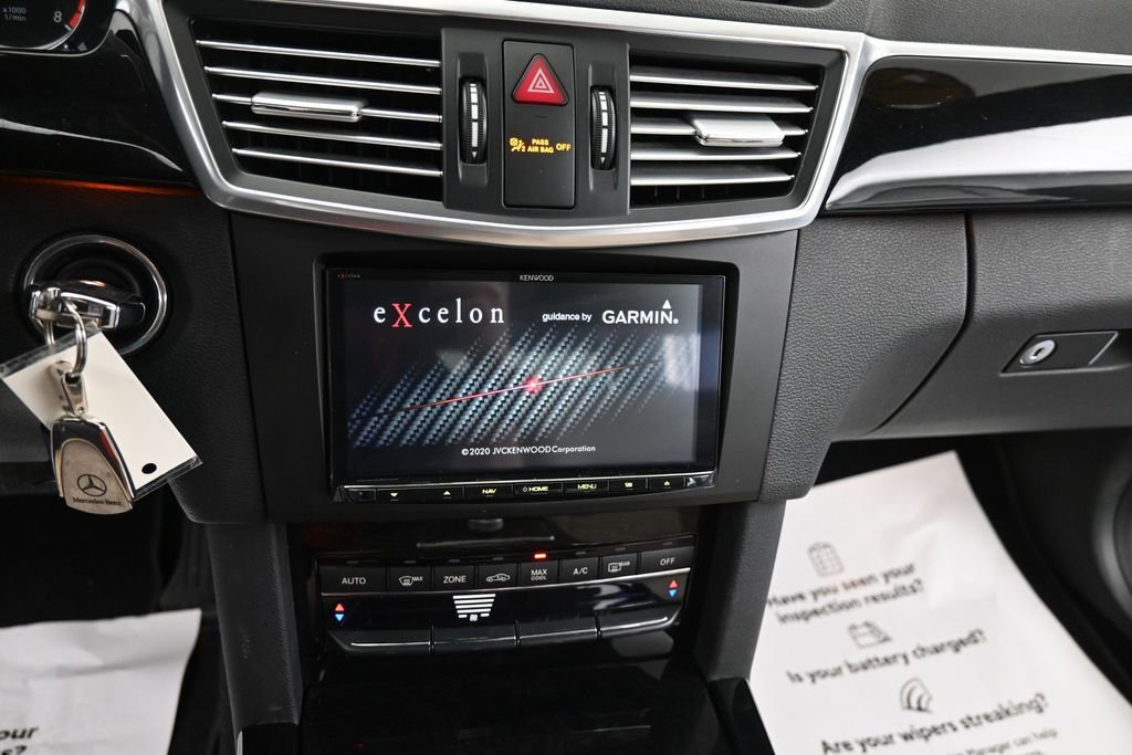 Used 2011 Mercedes-Benz E 350 Sedan image 21