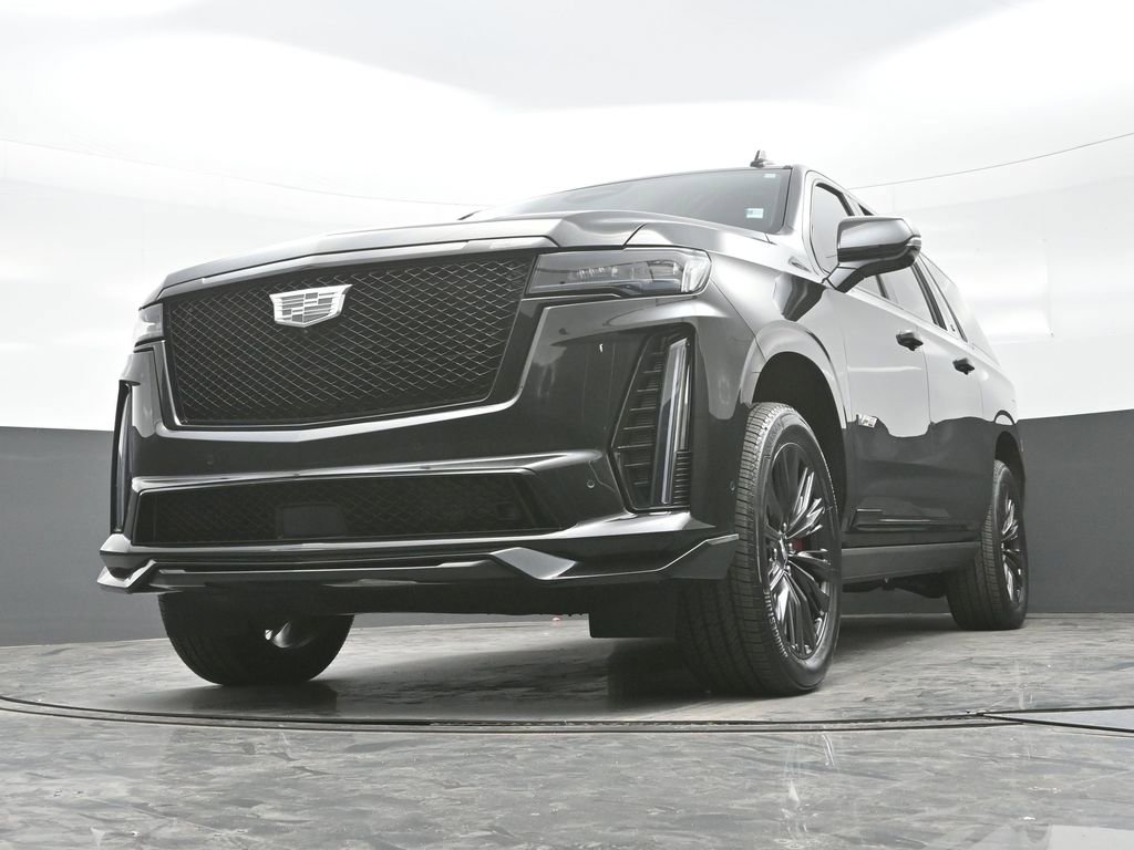 Certified 2024 Cadillac Escalade ESV V w/ LPO, ONYX Package image 21