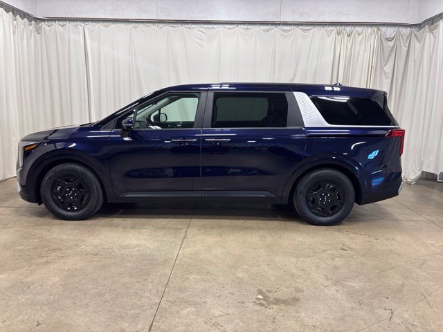 Used 2026 Kia Carnival FWD image 6