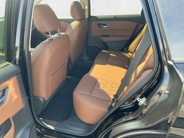 New 2026 Nissan Rogue Platinum AWD/4WD image 15