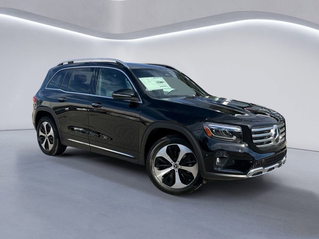 New 2026 Mercedes-Benz GLB 250 4MATIC image 2