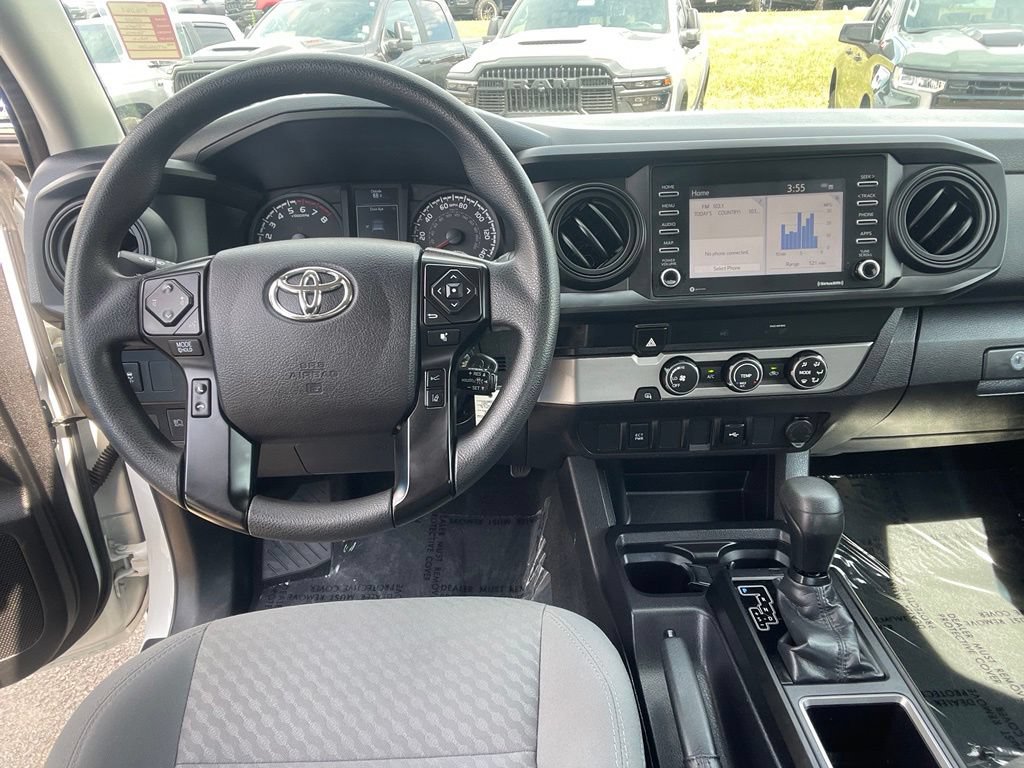 Used 2022 Toyota Tacoma SR RWD image 4