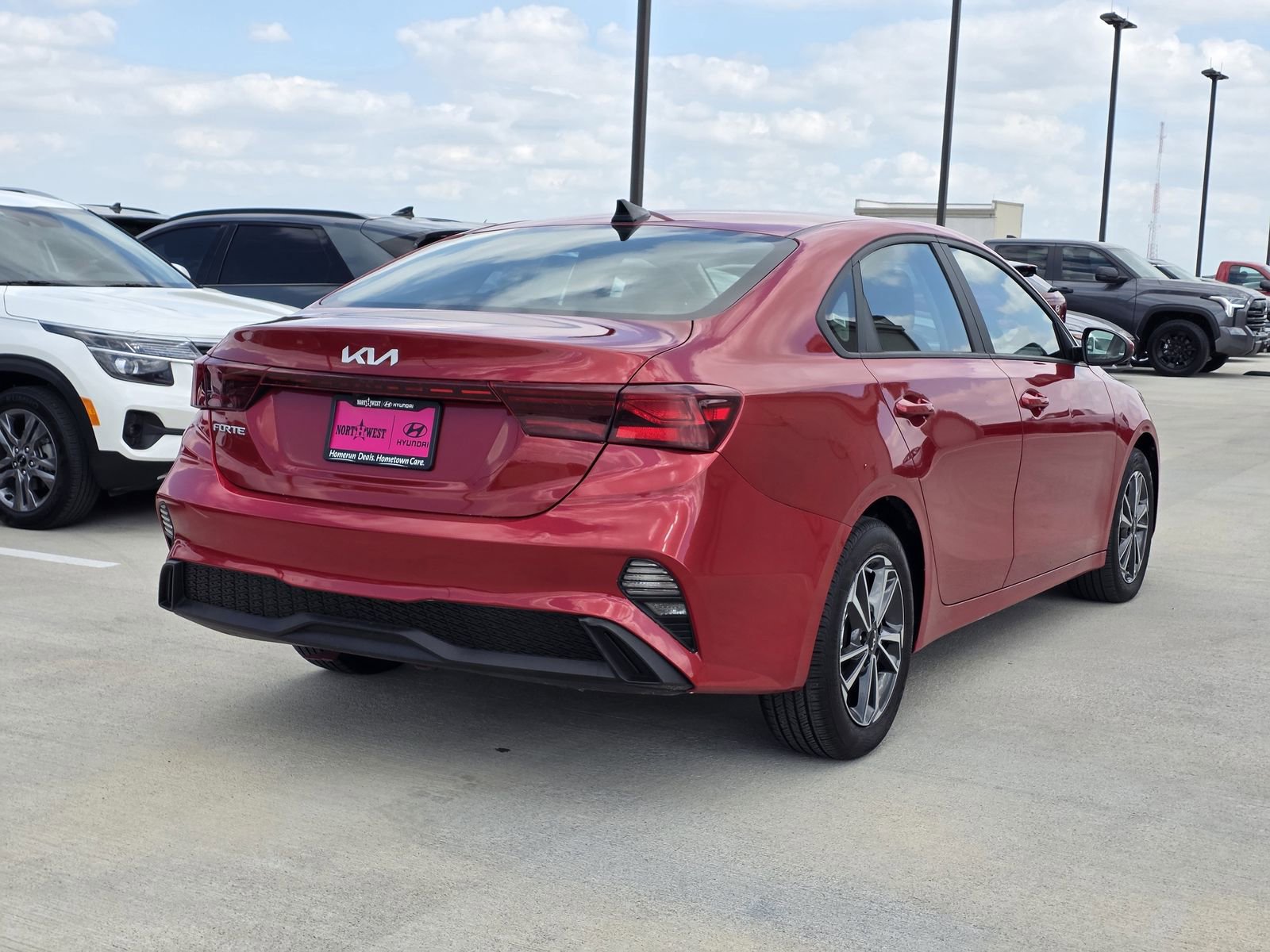 Used 2024 Kia Forte LXS image 6