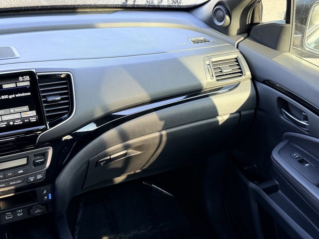 Used 2026 Honda Ridgeline Black Edition image 16