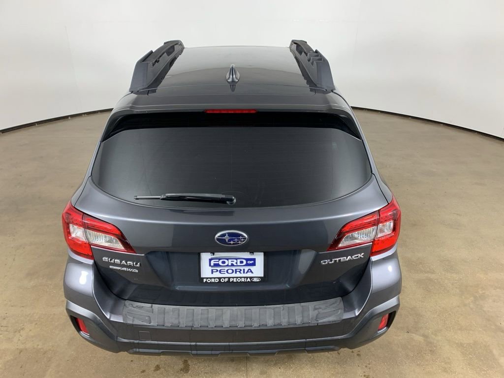 Used 2019 Subaru Outback 2.5i Premium image 11