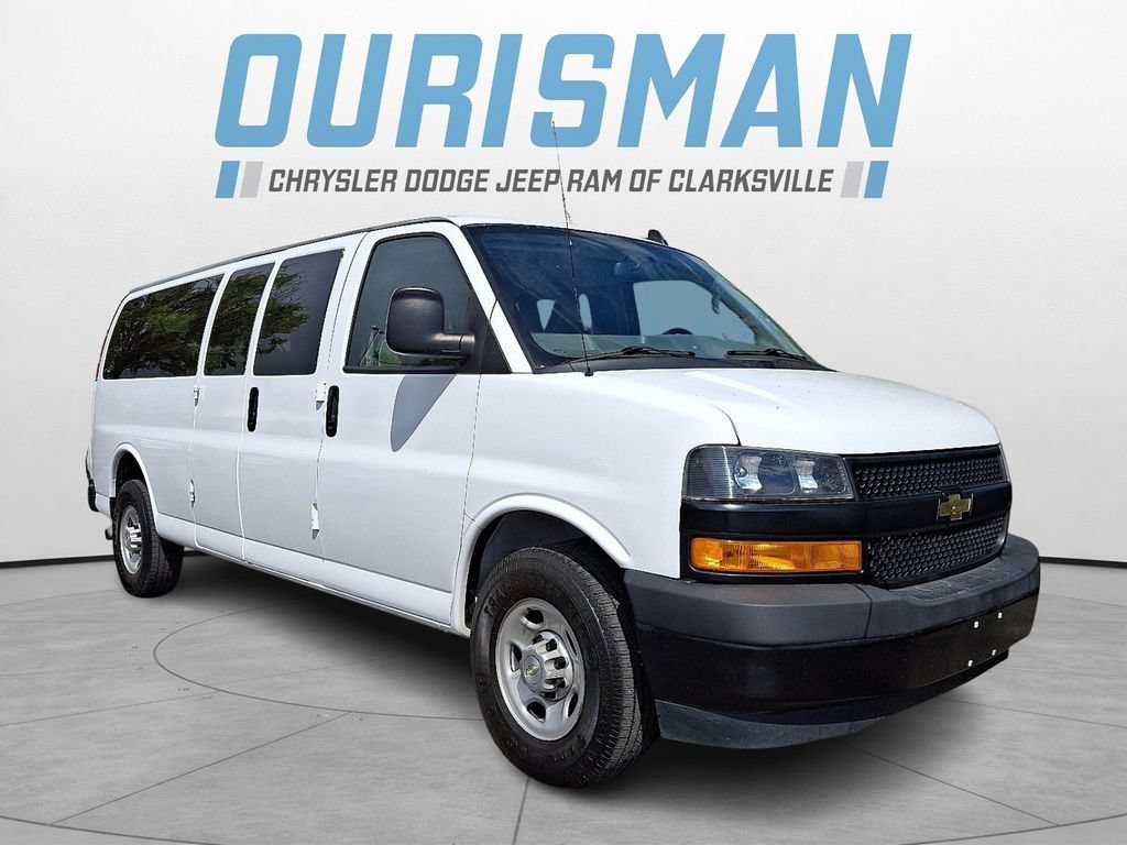 Used 2020 Chevrolet Express 3500 LS RWD image 1