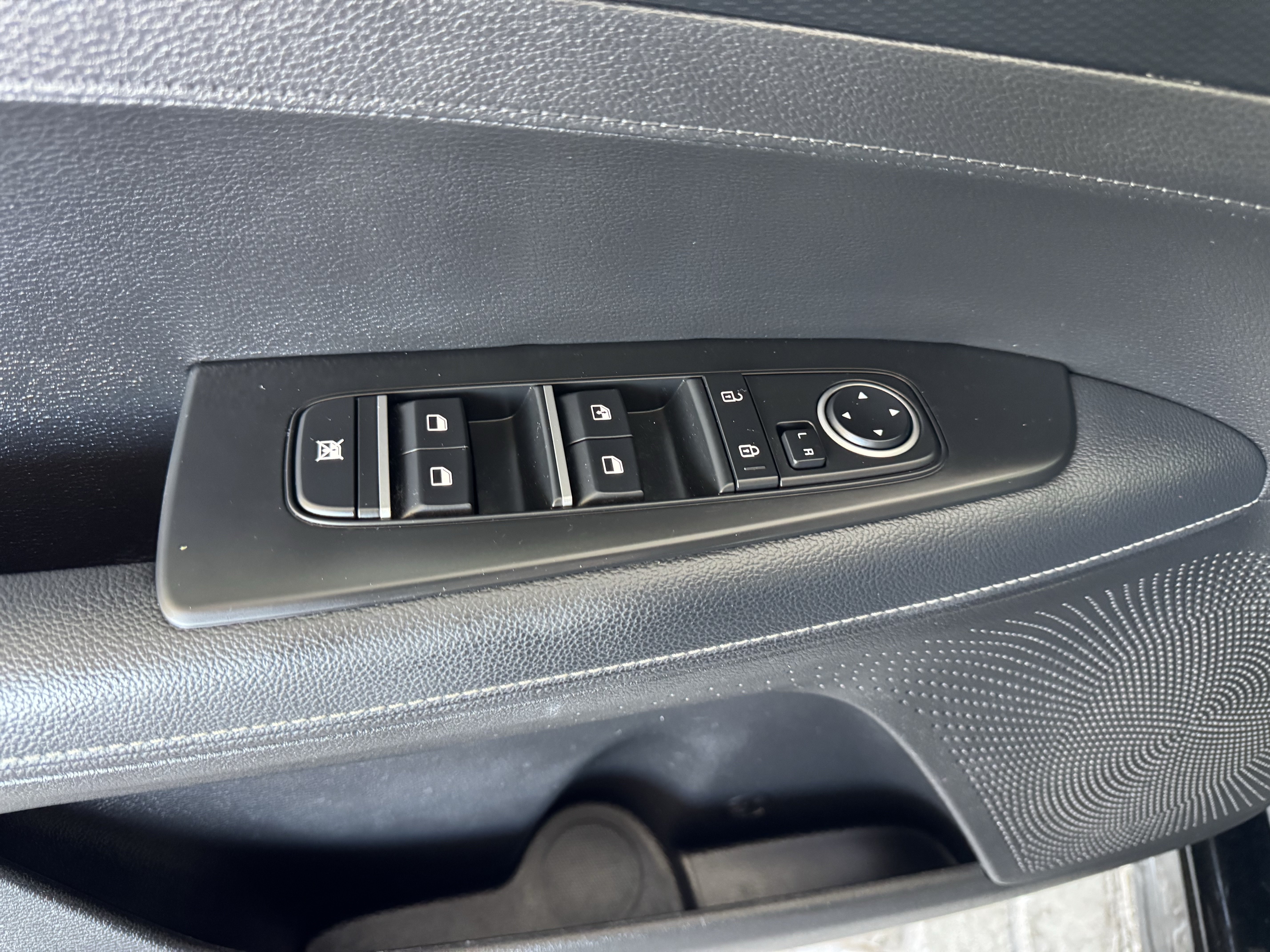 Used 2023 Kia Forte GT-Line FWD image 11