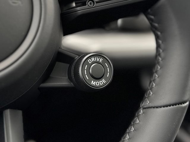 New 2026 Porsche Cayenne Coupe AWD/4WD image 26