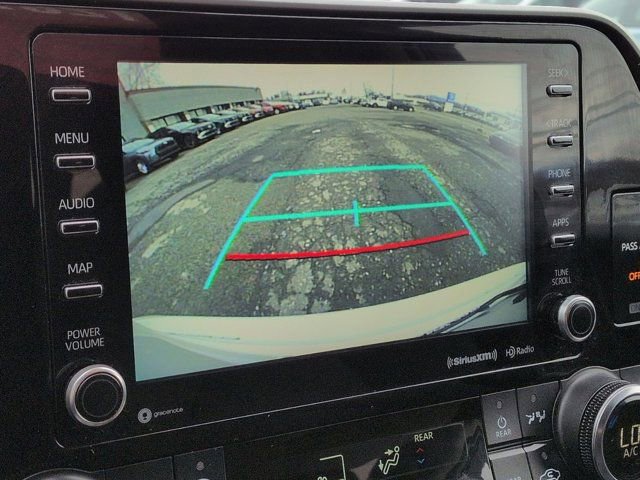 Used 2022 Toyota Highlander LE image 28