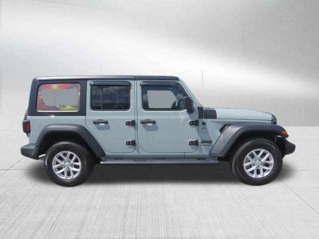 Used 2023 Jeep Wrangler Unlimited Sport AWD/4WD image 2