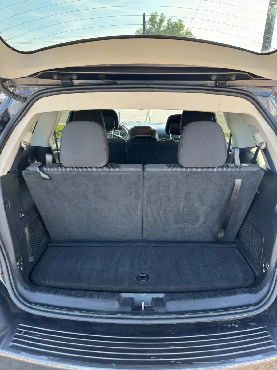 Used 2019 Dodge Journey SE FWD image 16