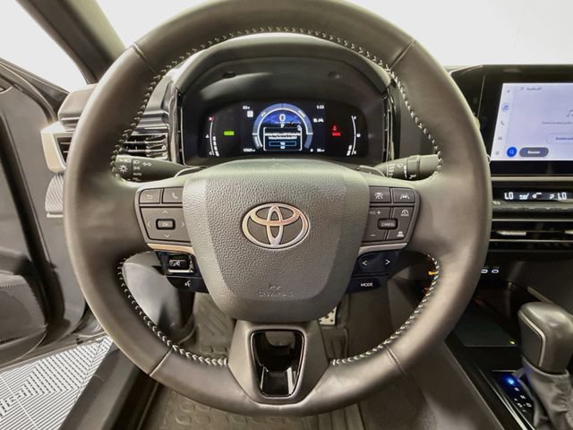 Used 2025 Toyota Camry SE w/ Convenience Package AWD/4WD image 16