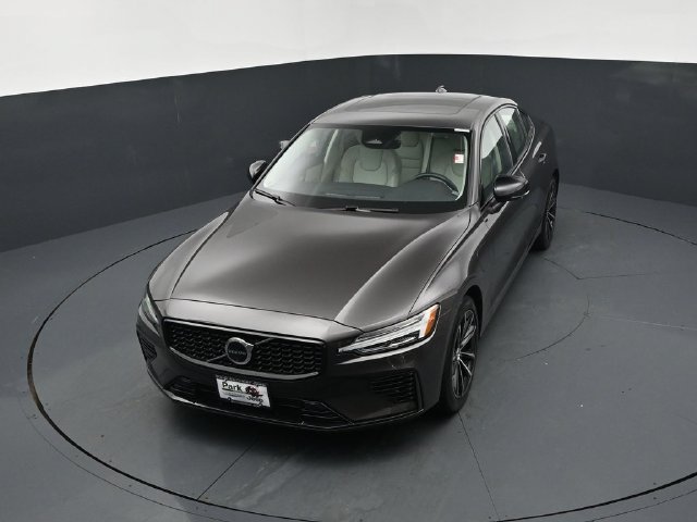 Used 2024 Volvo S60 T8 Plus AWD/4WD image 14