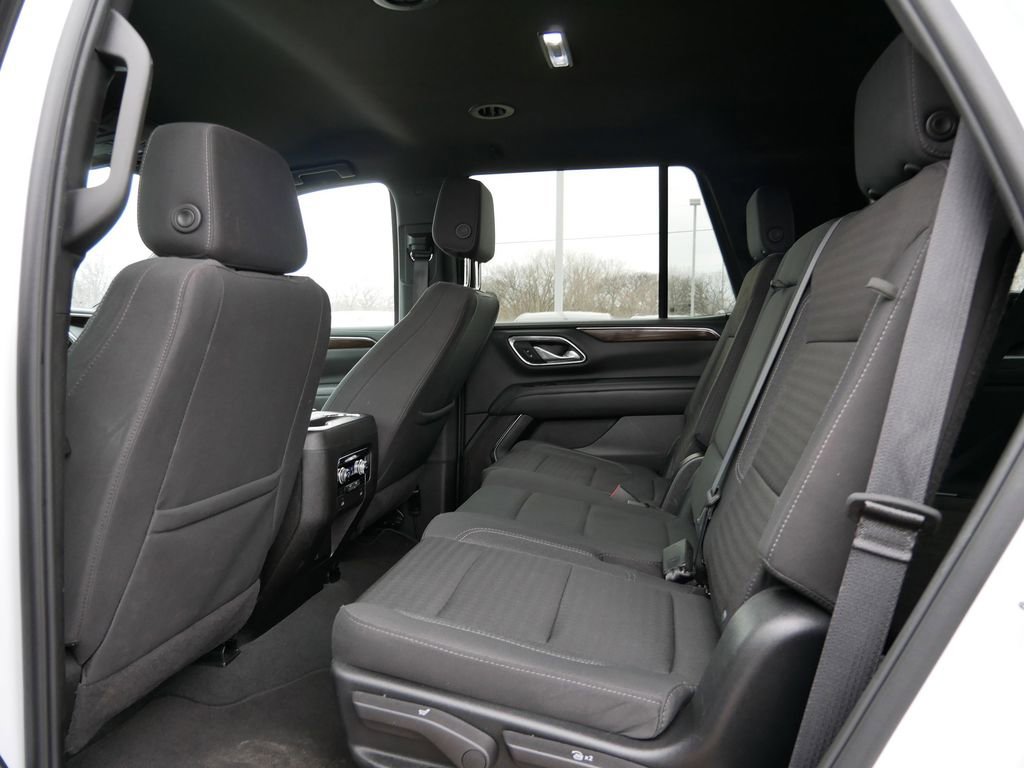 Used 2024 GMC Yukon SLE image 12