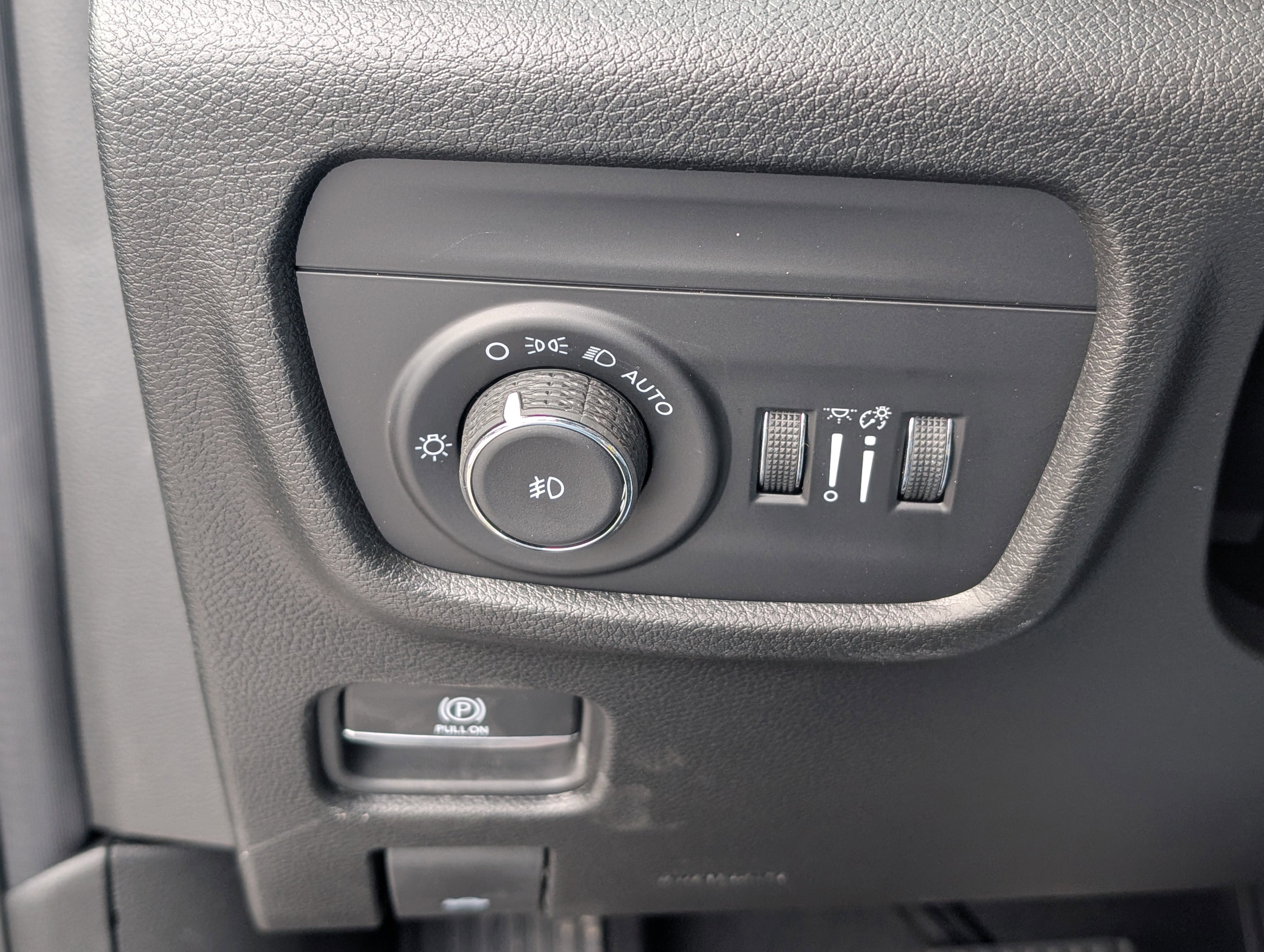 New 2026 Jeep Grand Cherokee Limited image 18