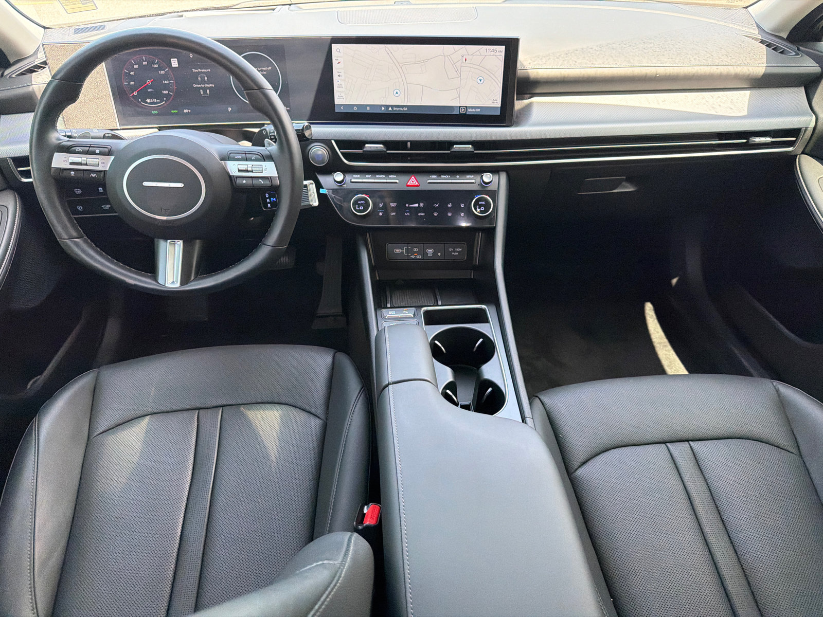 Certified 2025 Hyundai Sonata Limited FWD image 2