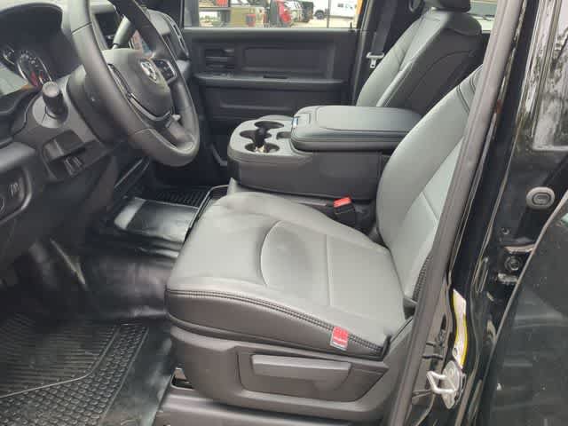 New 2026 RAM 3500 Tradesman AWD/4WD image 17