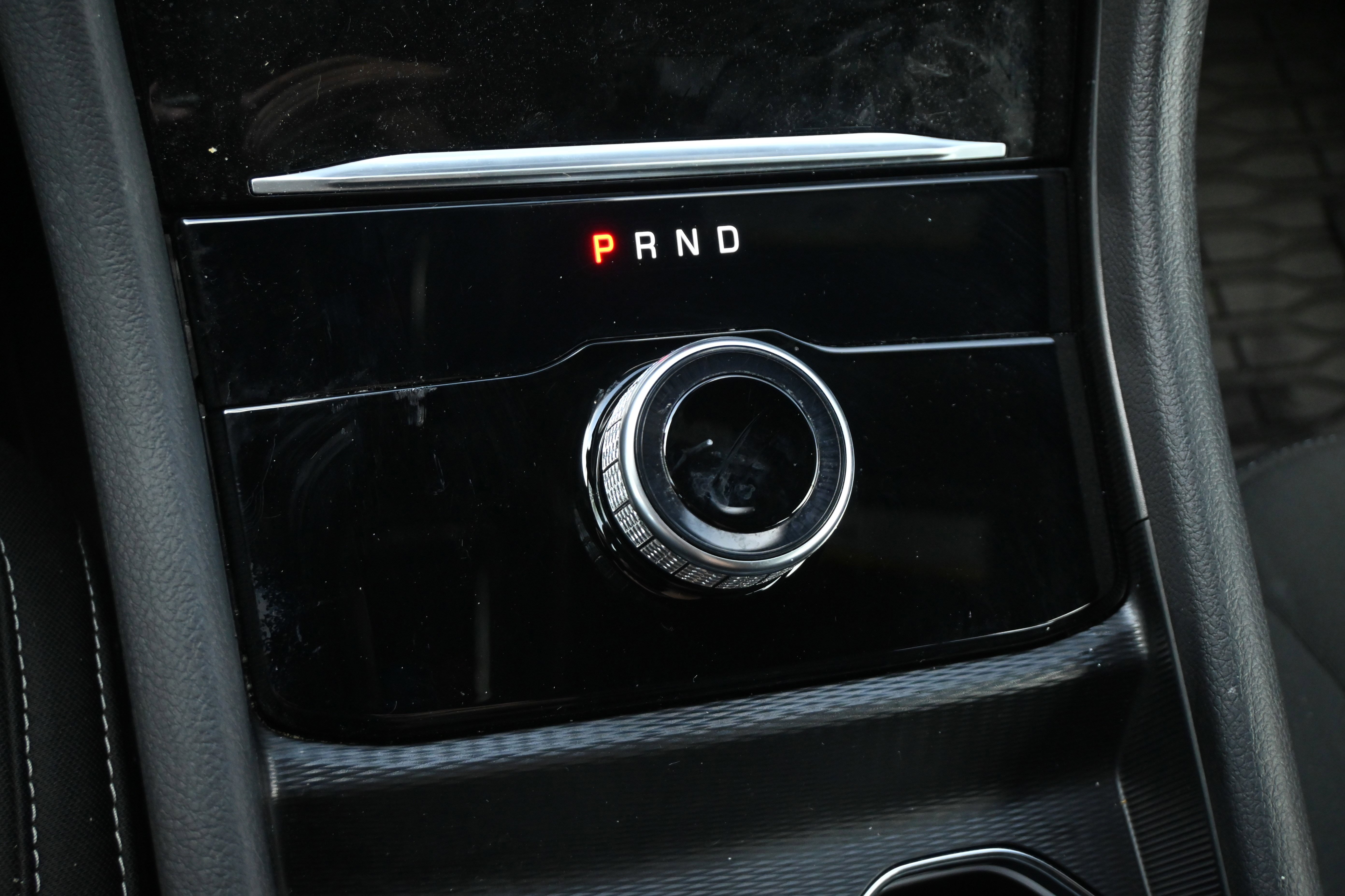 Used 2025 Jeep Grand Cherokee Laredo X image 20