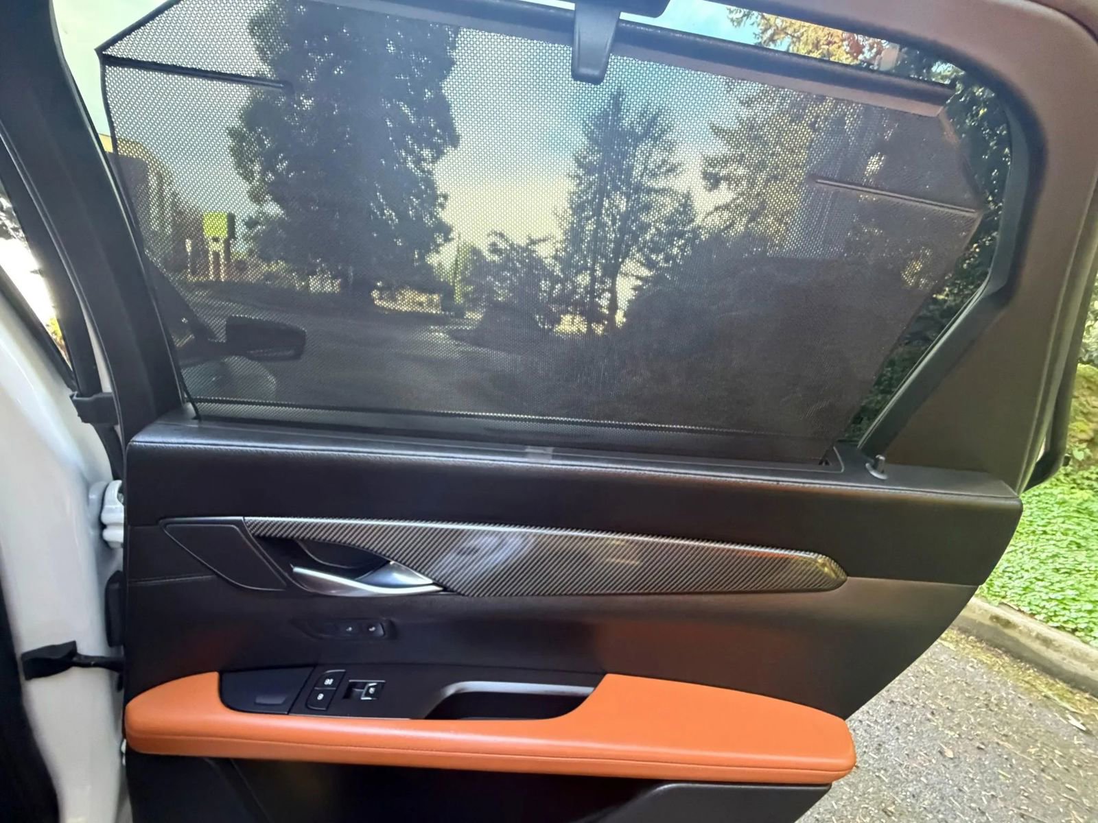 Used 2016 Cadillac CT6 Premium Luxury w/ Comfort Package AWD/4WD image 17