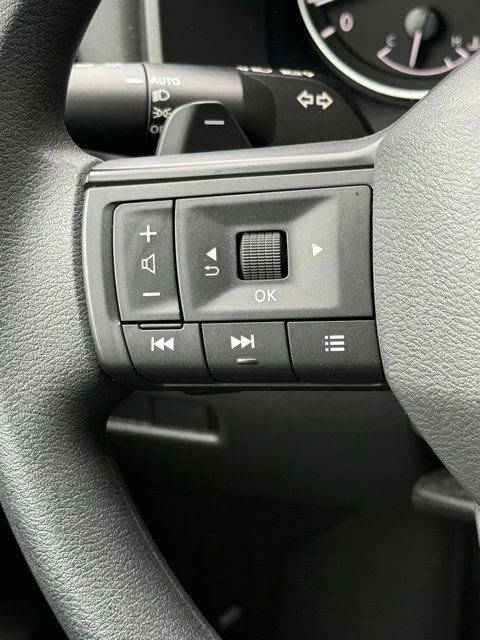 Certified 2026 Nissan Rogue S FWD image 11