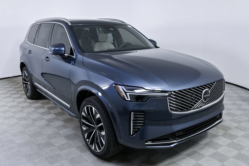 Certified 2026 Volvo XC90 B6 Plus w/ Protection Package Premier AWD/4WD image 28