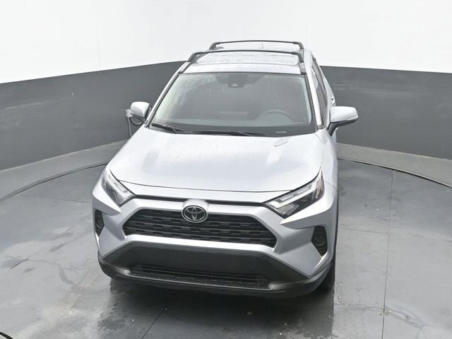 Used 2025 Toyota RAV4 XLE FWD image 28