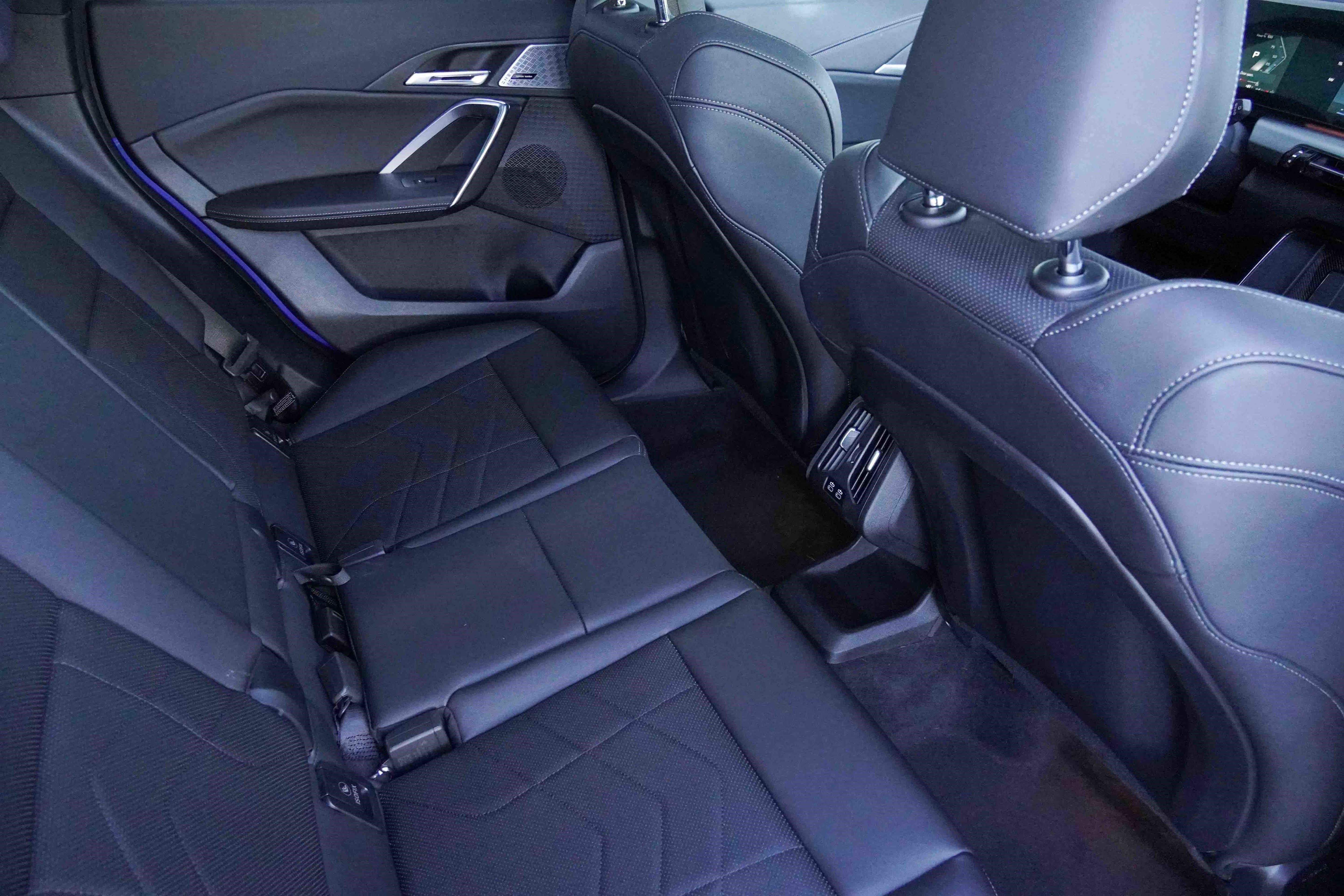 Certified 2025 BMW X1 M35i image 35