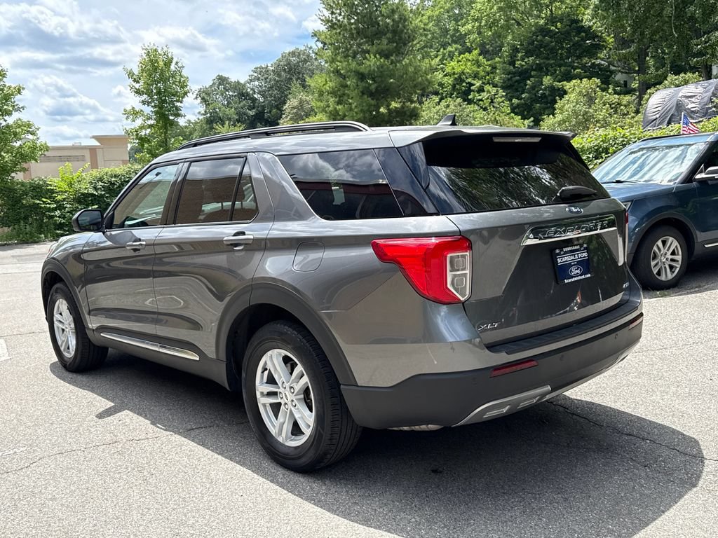 Used 2023 Ford Explorer XLT w/ Equipment Group 202A AWD/4WD image 5
