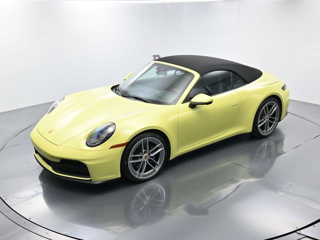 Used 2025 Porsche 911 Carrera image 35