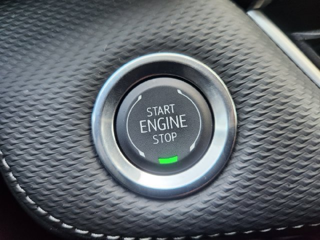 Used 2026 Chevrolet Equinox LT FWD image 8