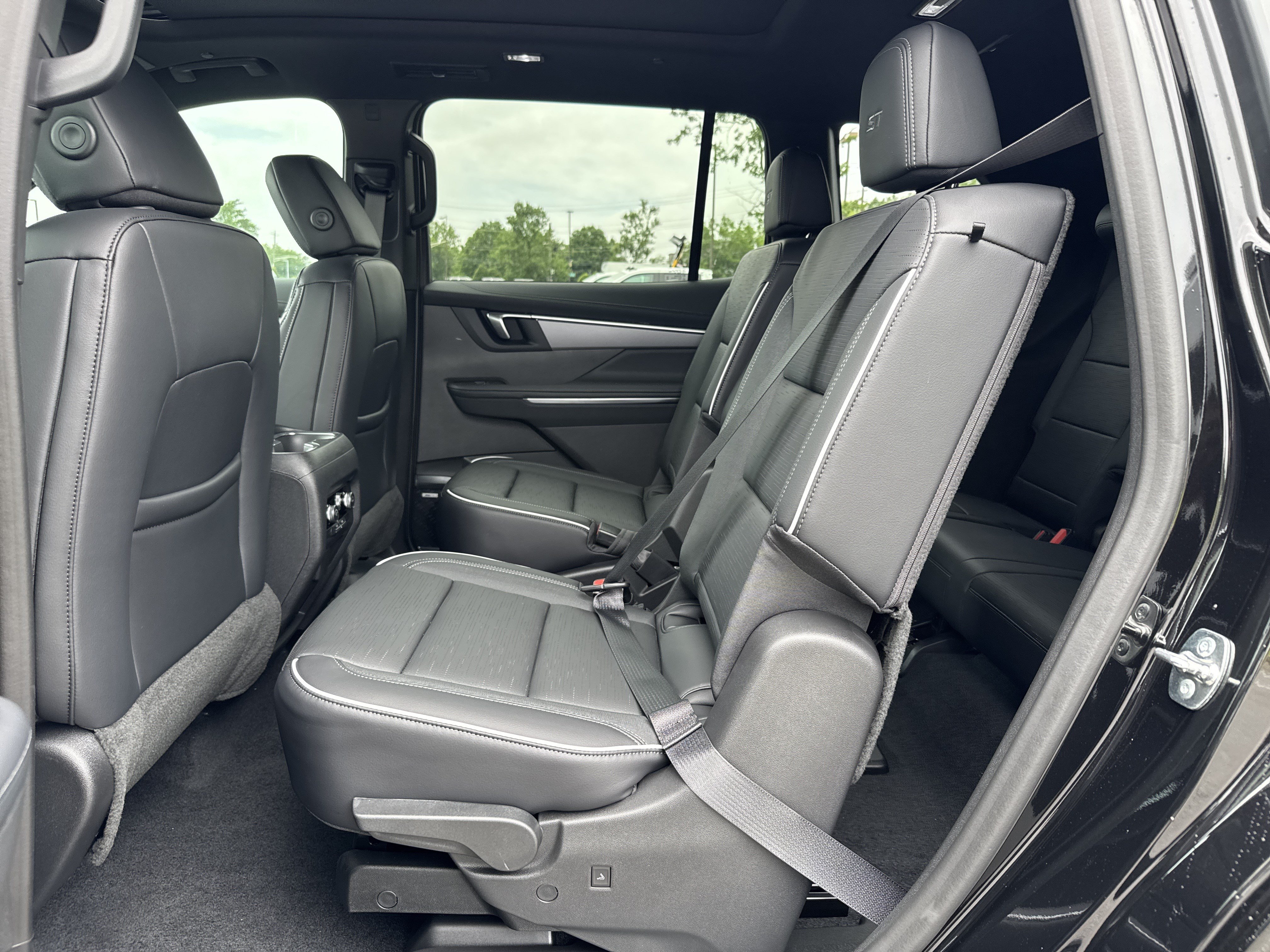 New 2026 Buick Enclave Sport Touring w/ Power Package FWD image 29
