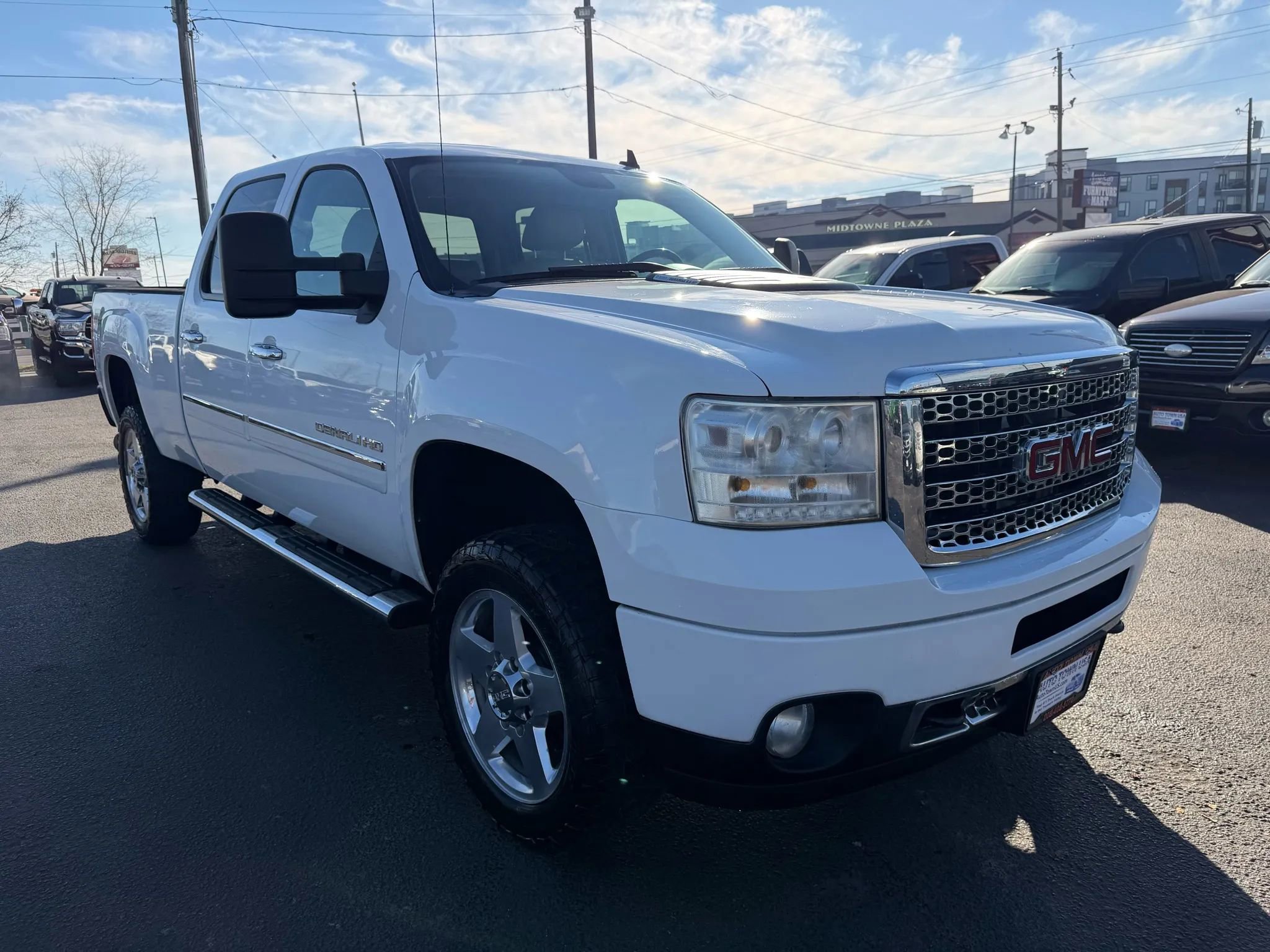 Used 2013 GMC Sierra 2500 Denali w/ Suspension Package, Off-Road image 7