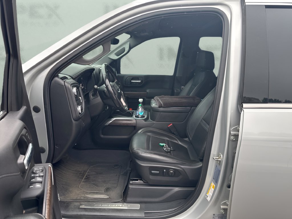 Used 2022 GMC Sierra 2500 Denali w/ Denali Ultimate Package AWD/4WD image 10