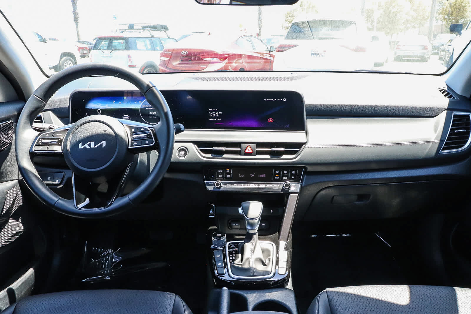 Used 2025 Kia Seltos EX FWD image 17