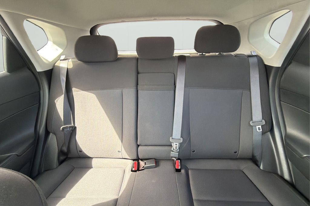 Used 2025 Hyundai Kona SEL FWD image 12