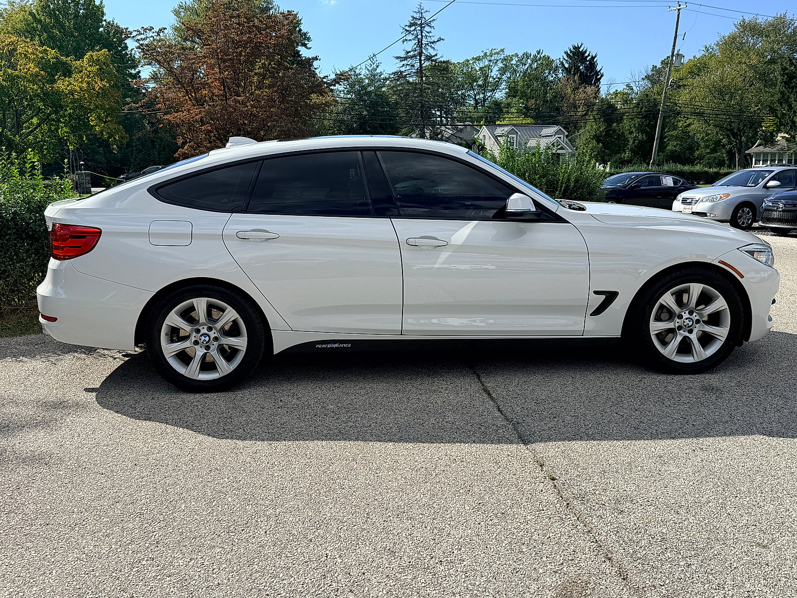 Used 2015 BMW 335i Gran Turismo xDrive AWD/4WD image 3