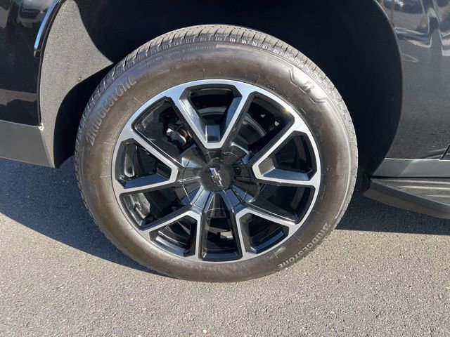 Certified 2024 Chevrolet Suburban RST w/ Luxury Package image 31