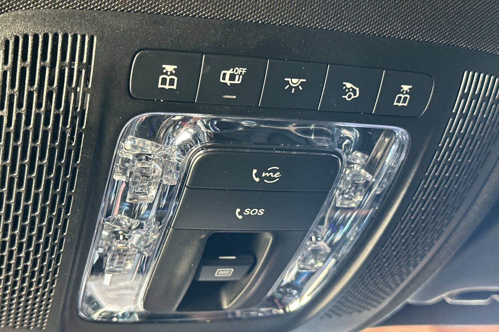 Certified 2022 Mercedes-Benz GLB 250 4MATIC image 22