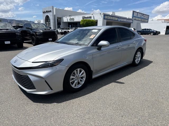 Used 2025 Toyota Camry LE w/ Convenience Package FWD video 2