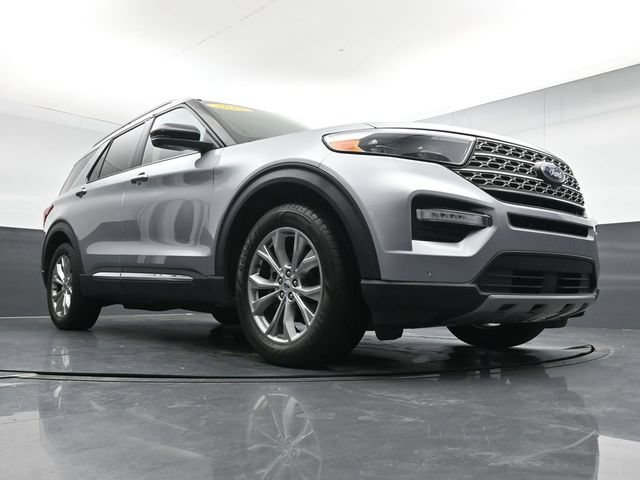Certified 2023 Ford Explorer Limited w/ Equipment Group 301A RWD image 28