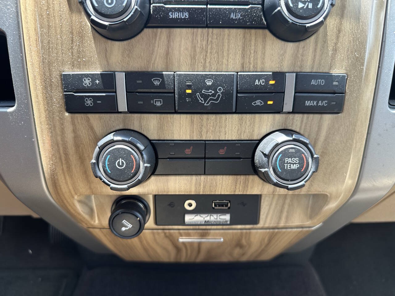 Used 2011 Ford F150 Lariat w/ Lariat Chrome Pkg RWD image 25