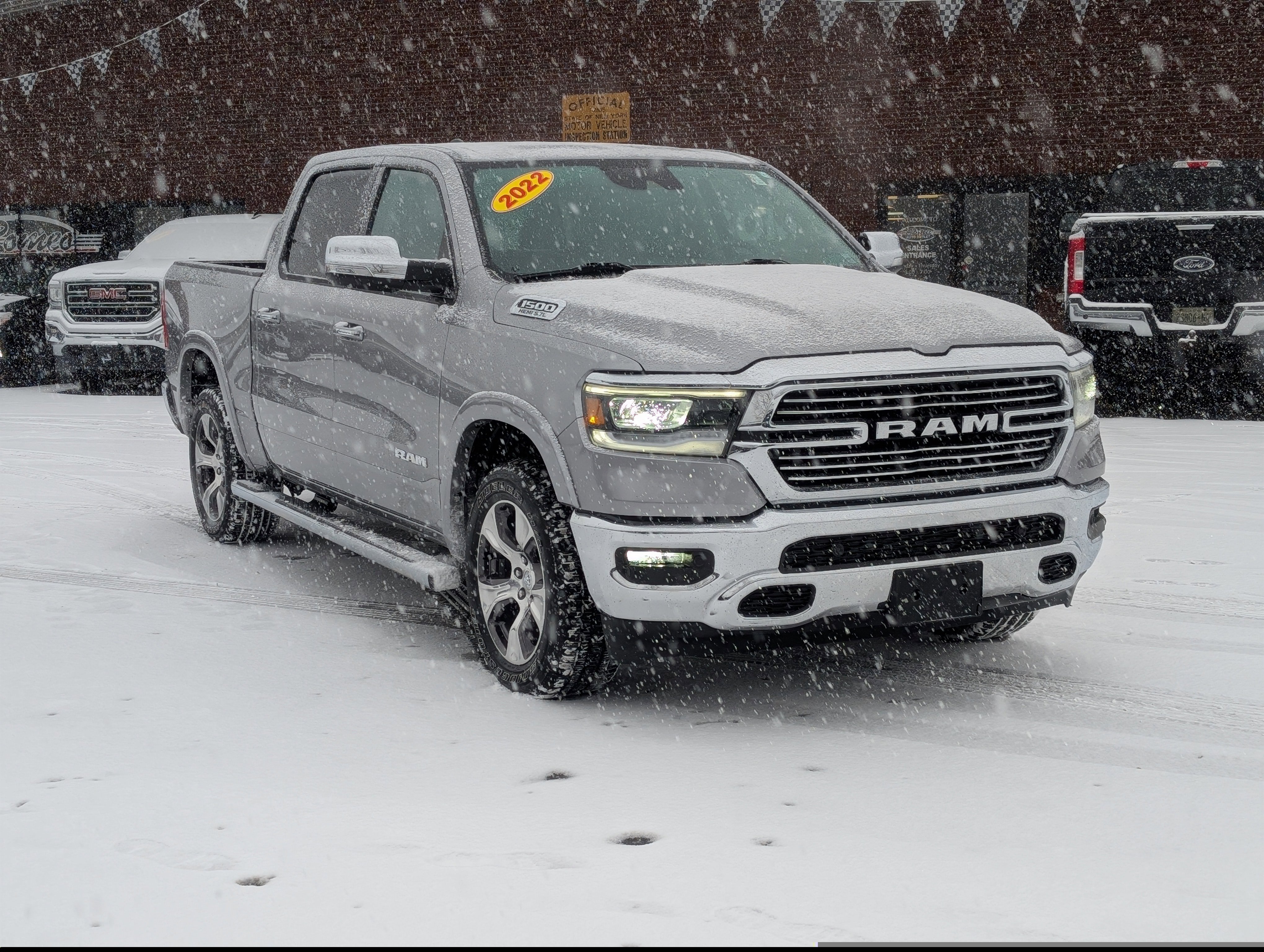 Used 2022 RAM 1500 Laramie image 12